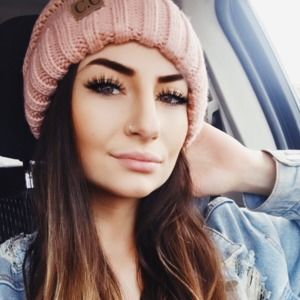 Meet your Posher, Martha